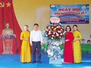 Chủ tịch UBND xã Nghĩa Đàn Nguyễn Đình An dự khai giảng năm học mới tại Trường mầm non Nghĩa Bình